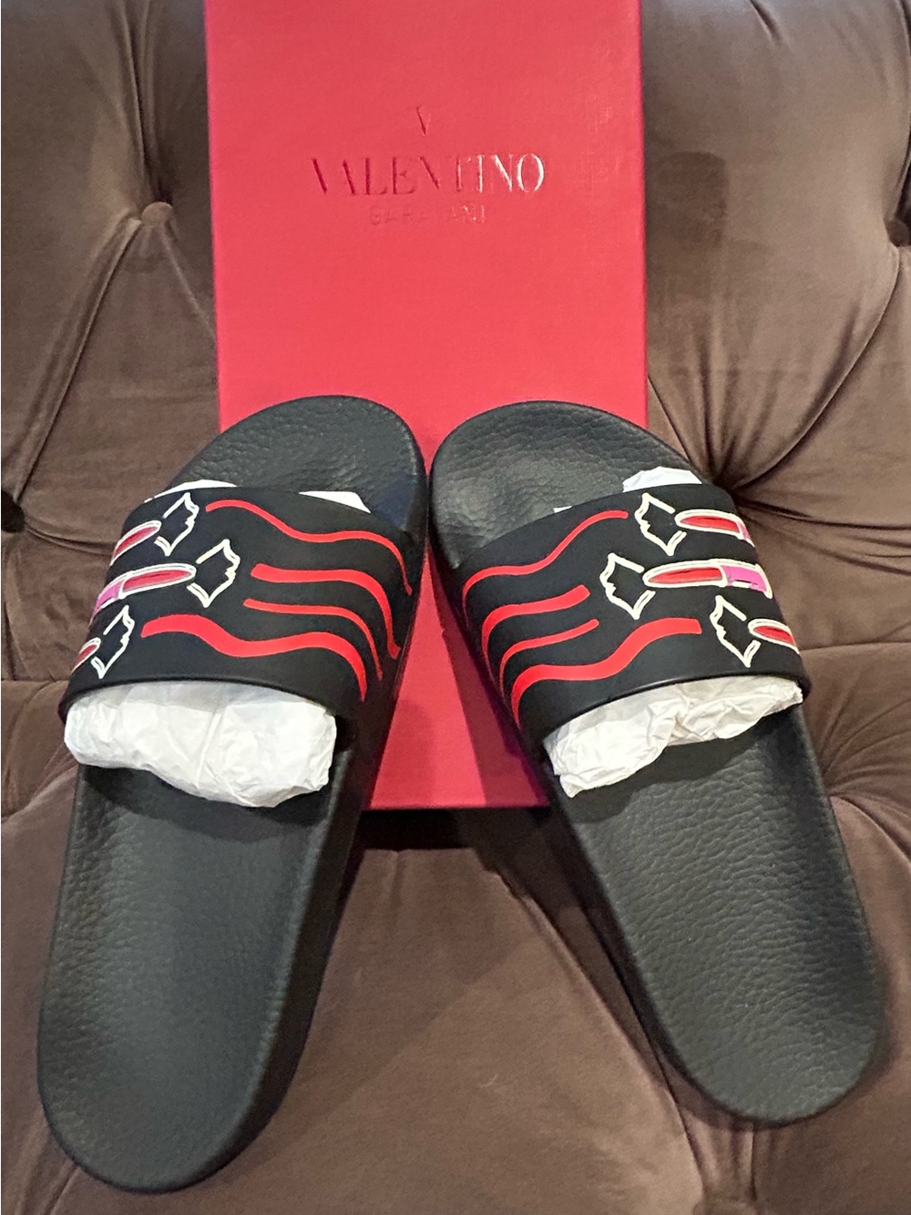 Valentino Garavani 2017 Lipstick Pool Slides - Size 38 / US 8.